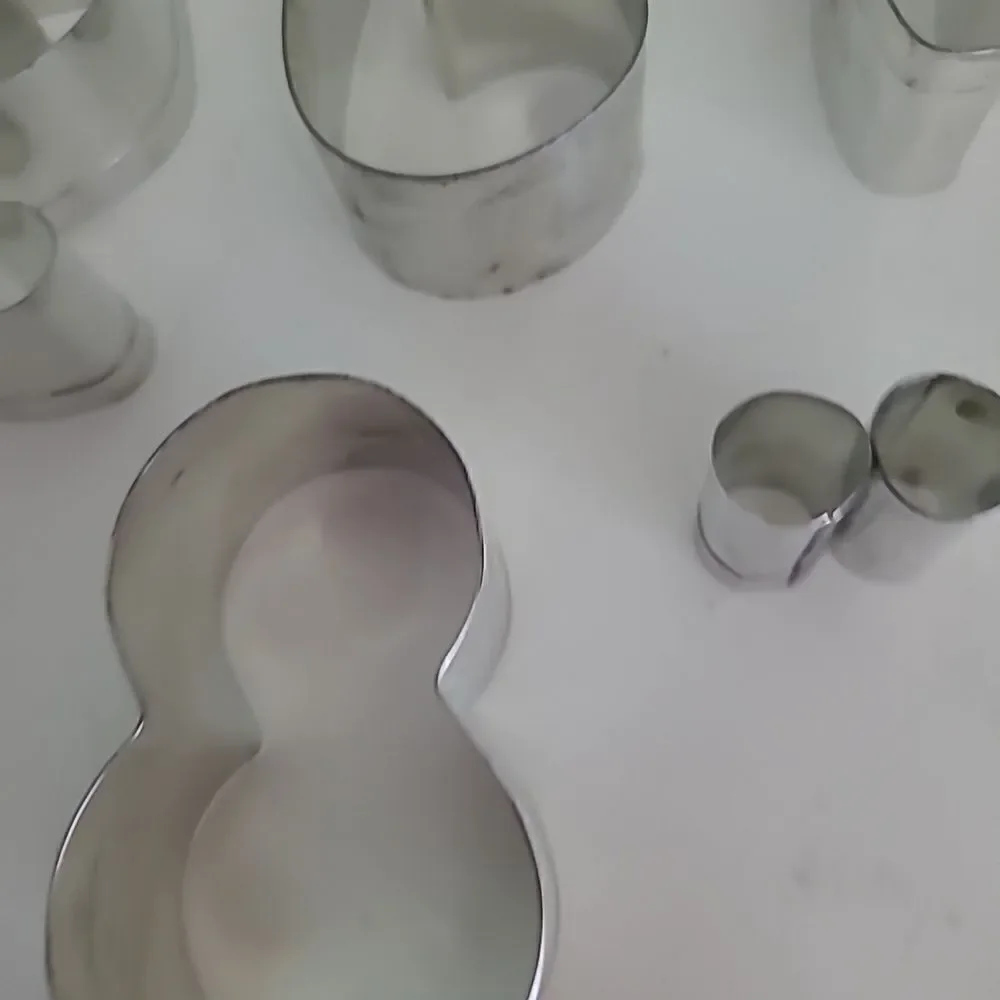 1984 Fox Run Cookie  Cutter Set